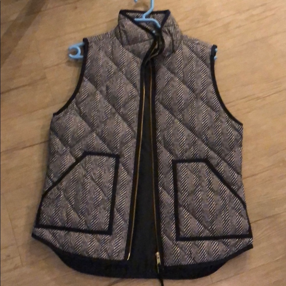 J crew black & white/cream quilted vest